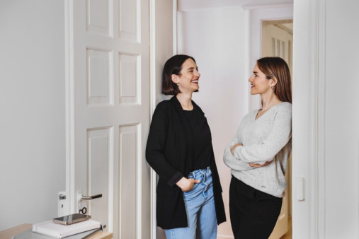 Chantal und Fabienne Muri helfen ihren Klienten ihren inneren Dialog zu veraendern. Bild zVg