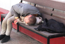 Mit Kirche in Not: Der Ukraine helfen! Kirchliche Hilfestelle bietet eine Anlaufstelle für Flüchtlinge