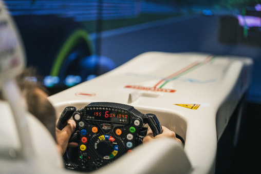 Lenkrad Simulator Racing Unleashed