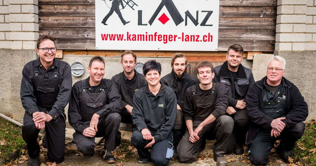 Kaminfeger Teamfoto Kaminfegergeschäft Lanz AG