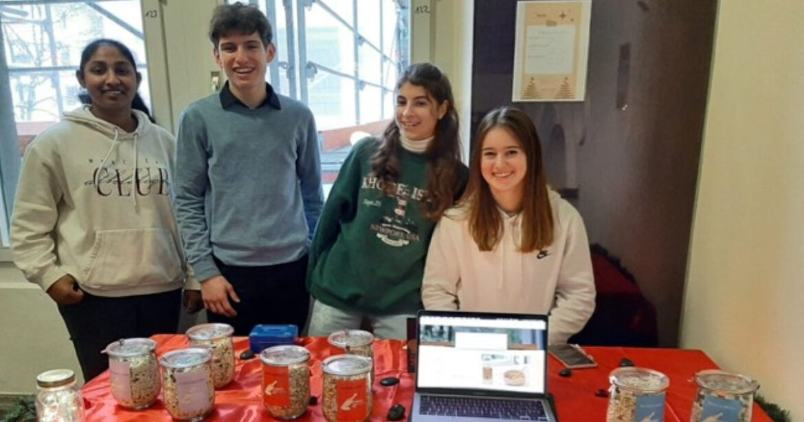 Das Start-up Breaki präsentierte sein Produkt 2022 am Weihnachtsmarkt.