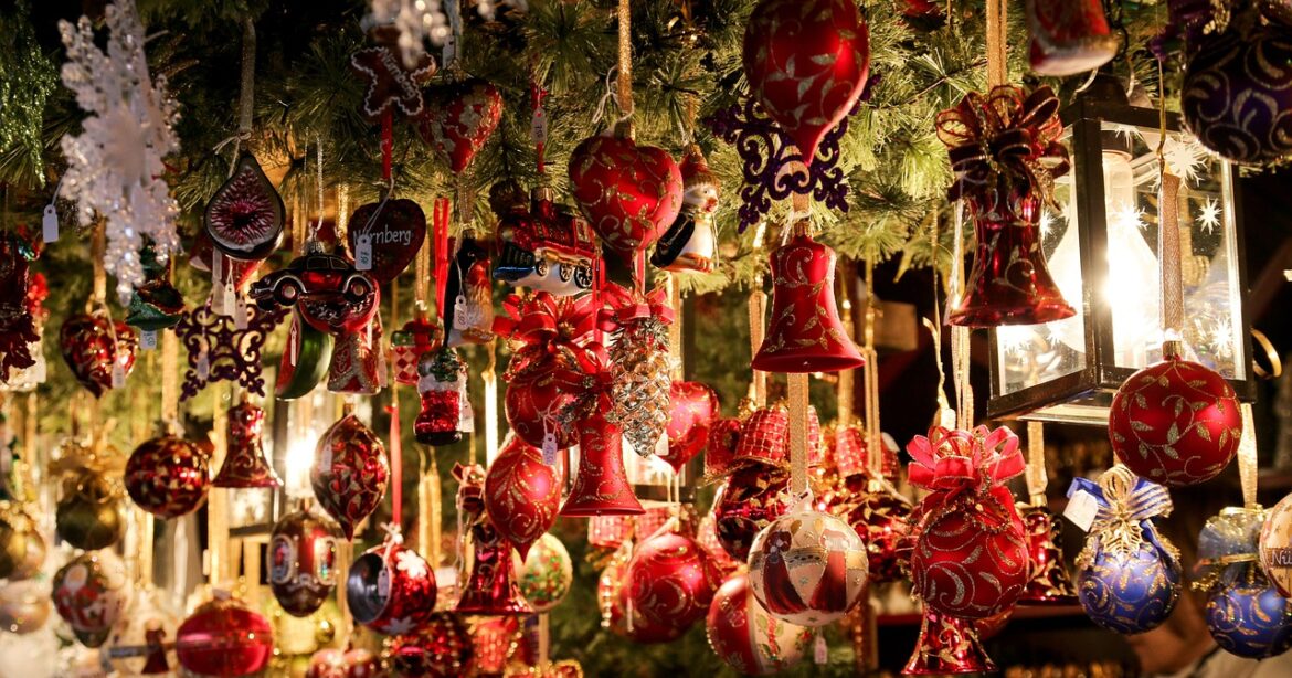 weihnachtsdorf, christmas market, nuremberg, christmas buden